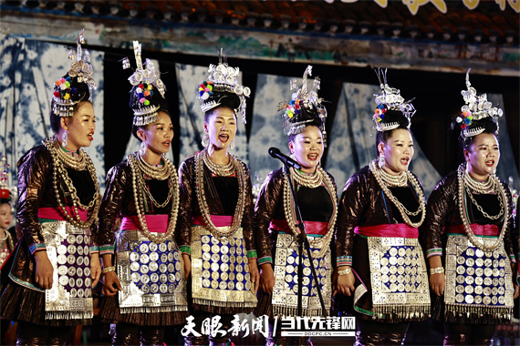 百村歌唱大賽比賽現(xiàn)場(chǎng)（吳蕾攝） (7).jpg